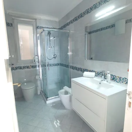 בית נופש La Panoramica Sea View *